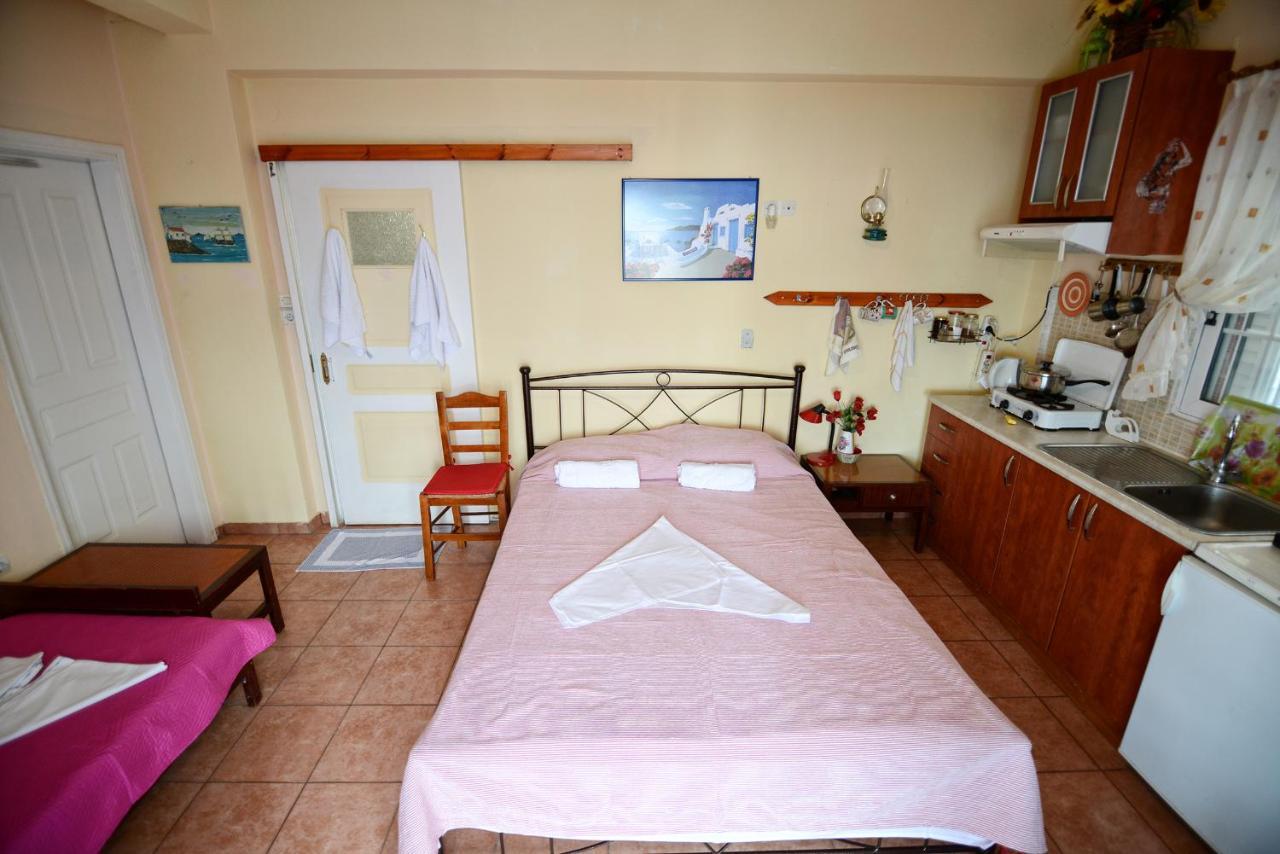 Ikaria Studios Manganítis 外观 照片