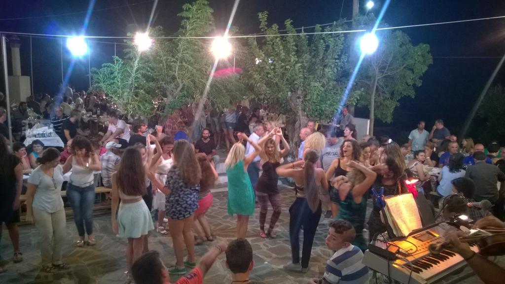 Ikaria Studios Manganítis 外观 照片
